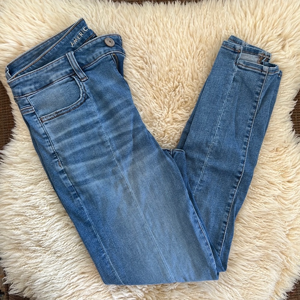American Eagle Hi-Rise Jegging